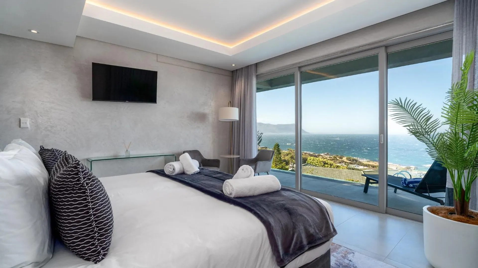 Couette-café Executive Boulders Beach Suite With Ocean Views Simonʼs Town