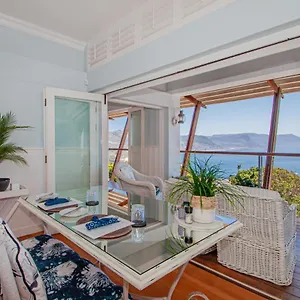 4* Maison d'hôtes A Boat House